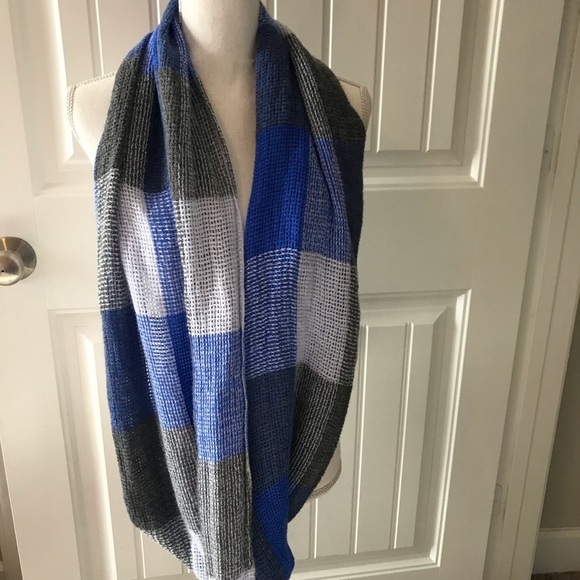 Gray/Blue/White Knit Infinity Scarf - Picture 4 of 5